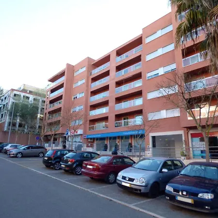 Apartamento Spacious With Balcony